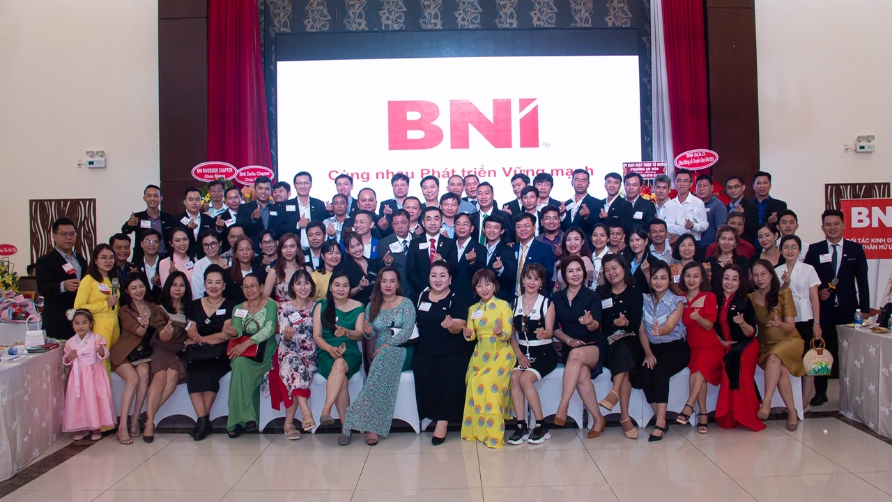 Ông Phan Khắc Trưởng tham dự hội nghị BNi