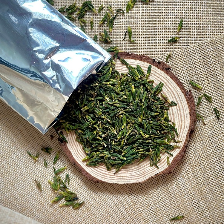 Ai Không Nên Uống Trà Tâm Sen?