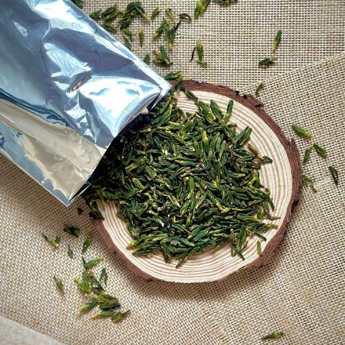 Ai Không Nên Uống Trà Tâm Sen?