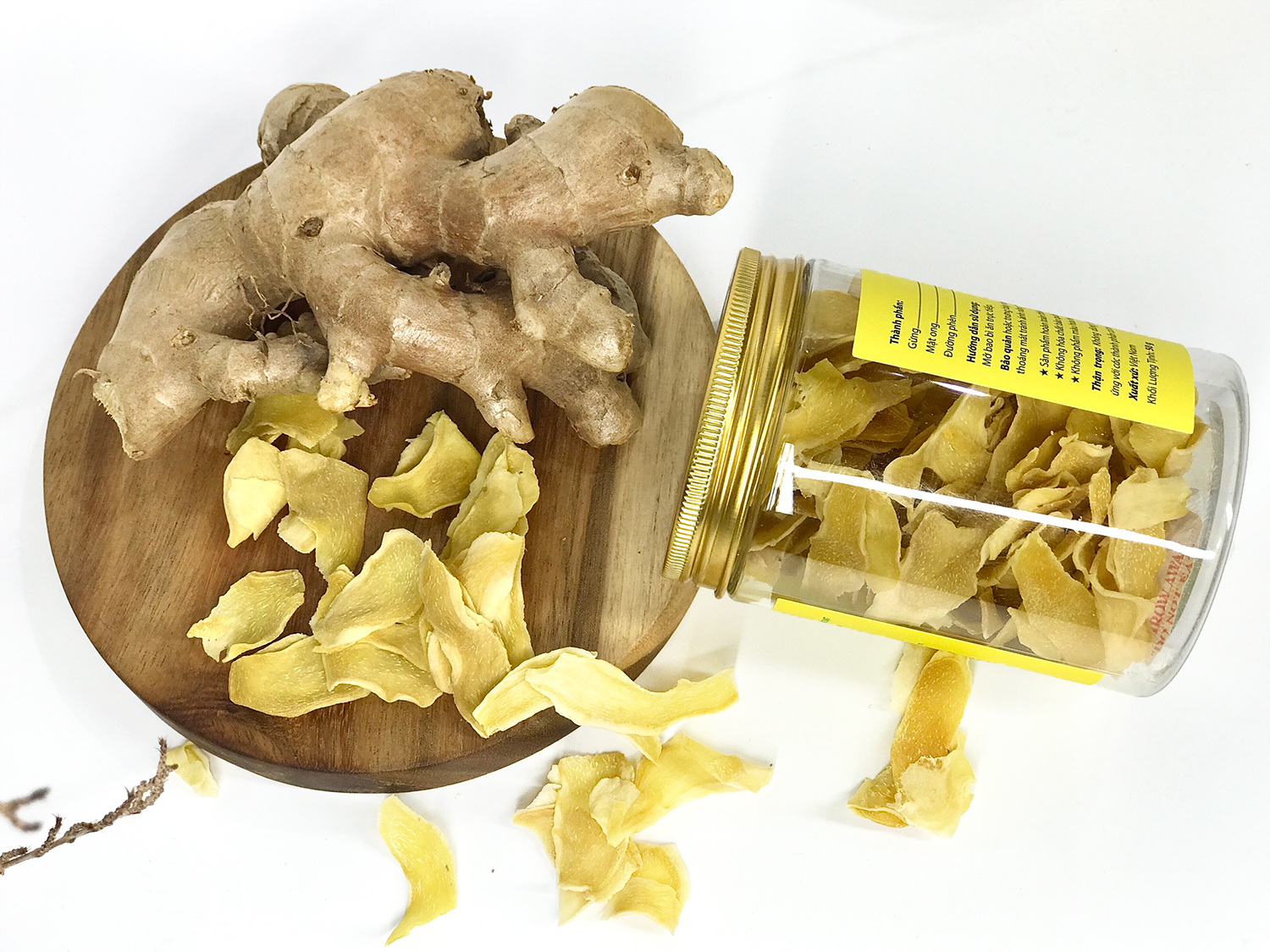 Gừng tươi hoặc thanh mộc