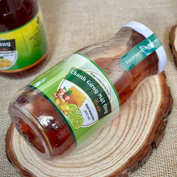 Pha chanh gừng mật ong với nước nóng được không?