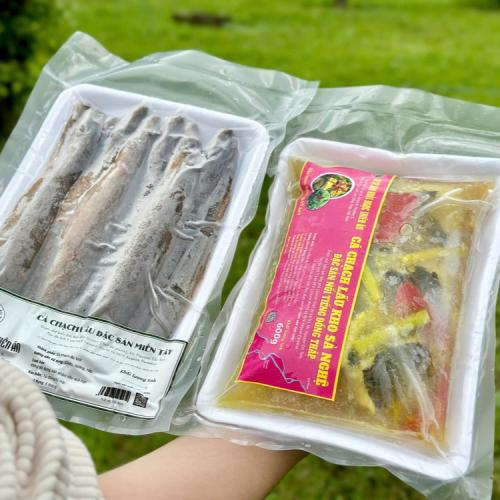 Cá Chạch Lấu Kho Sả Nghệ - Món Quà Tinh Túy Đậm Chất Miền Tây