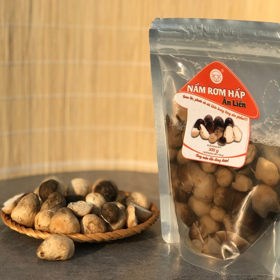 Nấm rơm hấp là gì?