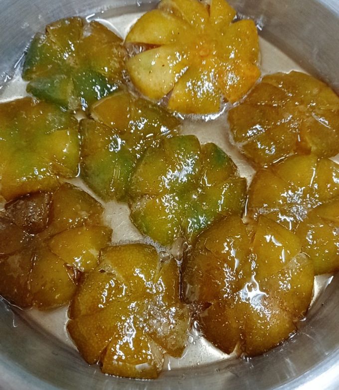 Chọn mứt chanh truyền thống