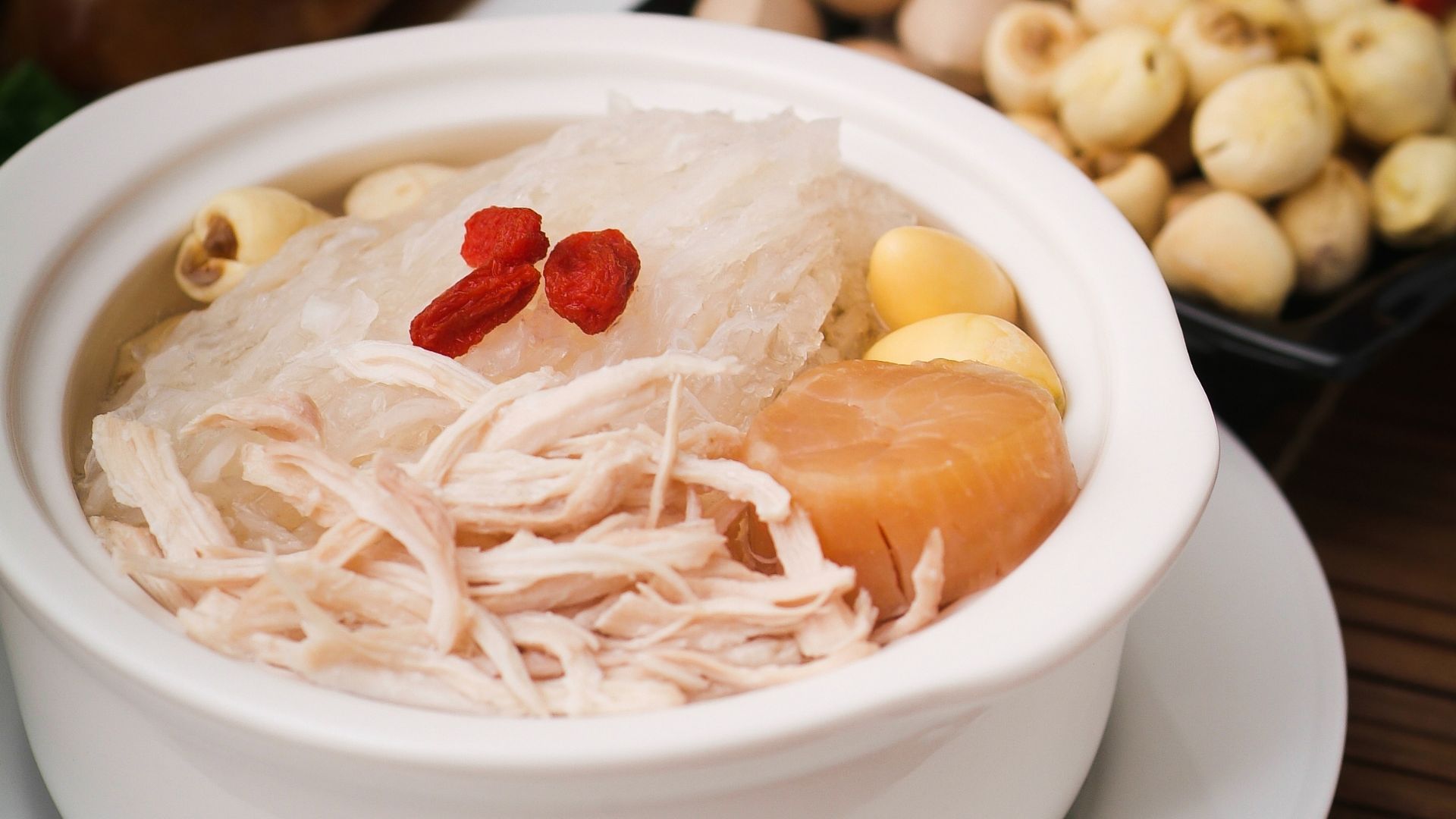 Cách chưng yến đúng chuẩn để giữ trọn dinh dưỡng