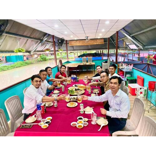 Các Món Gỏi Hấp Dẫn Tại Khu Du Lịch Phú Điền