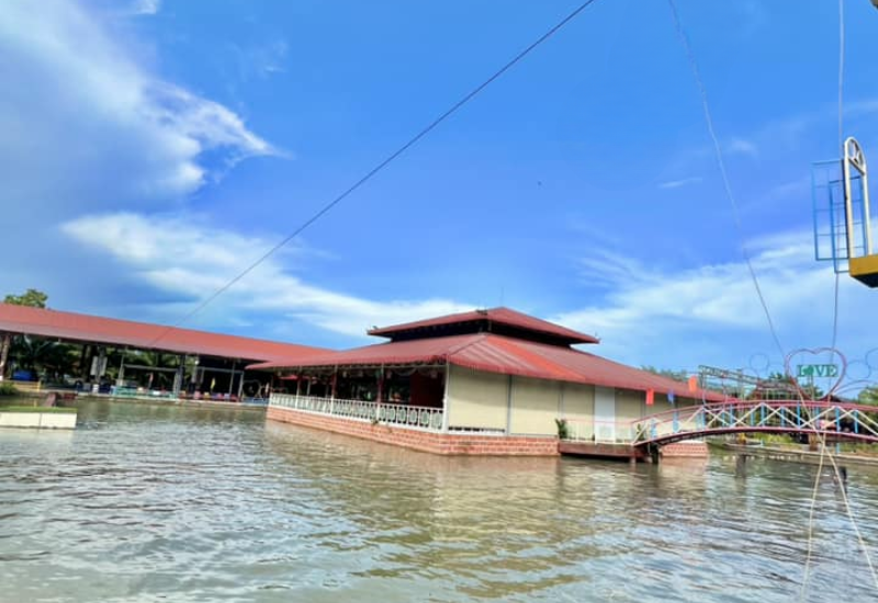 Liên hệ đặt bàn