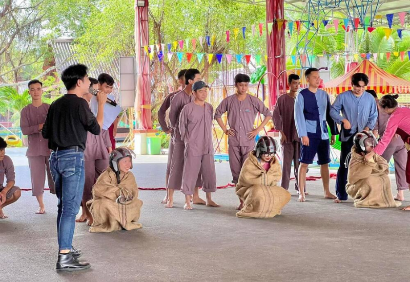 Buổi chiều: Trở về tuổi thơ đúng nghĩa