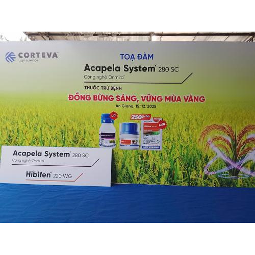 Không gian hội thảo gắn liền với thực tế sản xuất nông nghiệp