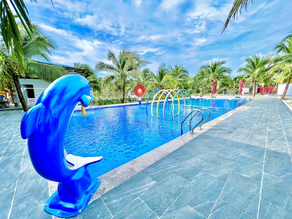 Không gian xanh mát tại khuôn viên khu vui chơi