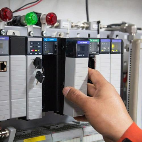 PLC - Bộ Não Của Hệ Thống Điều Khiển Tự Động