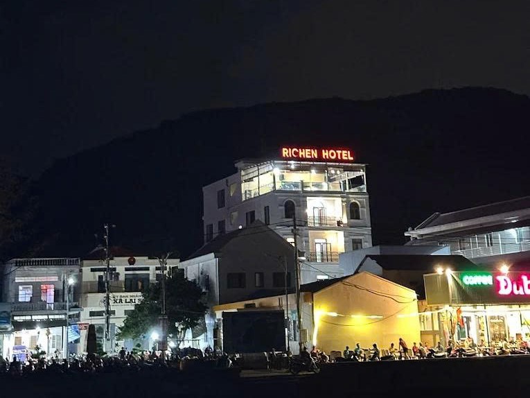 Richen Hotel