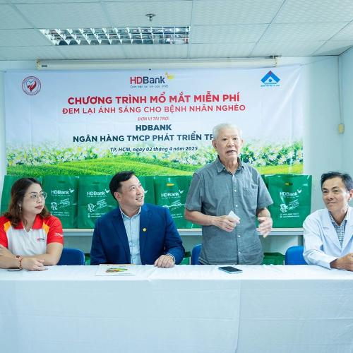 HDBank Tặng Kinh Phí 1.000 Ca Phẫu Thuật Mắt Cho Hội Bảo Trợ Bệnh Nhân Nghèo TP.HCM