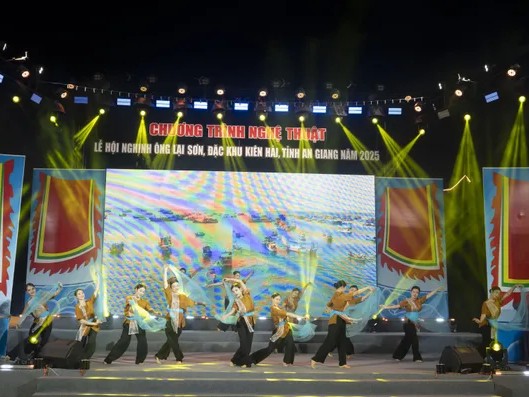 Khai mạc lễ hội