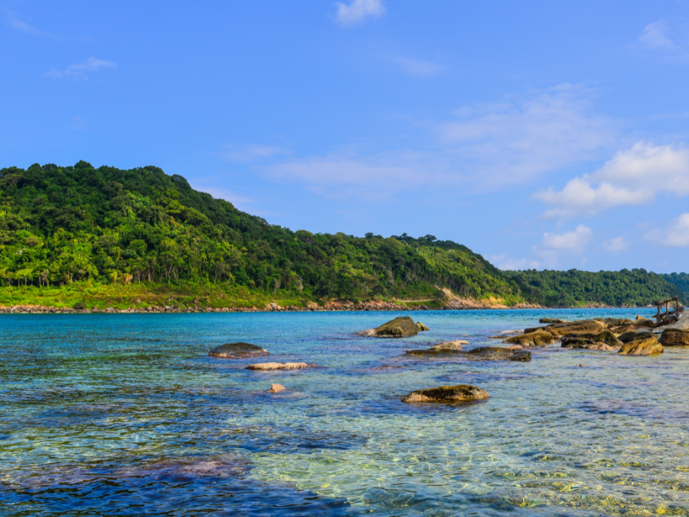 Hòn Một (Bắc Đảo) – Hoang sơ và yên bình