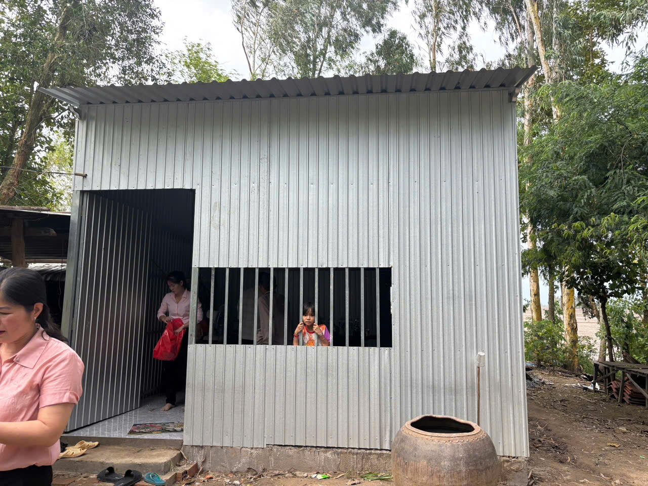 Tri ân sự đồng hành của doanh nghiệp, mạnh thường quân