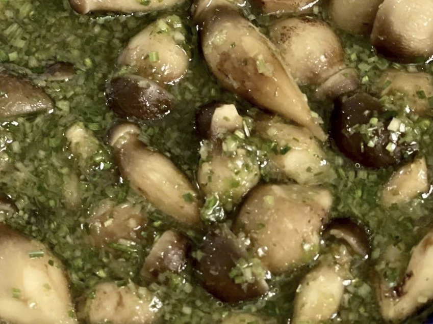 Nấm mối kho sả