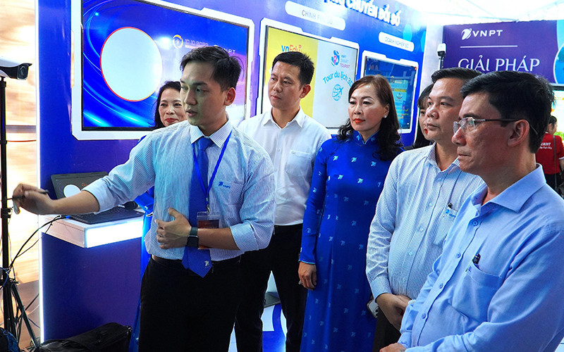 Đẩy nhanh kiến tạo chính quyền số