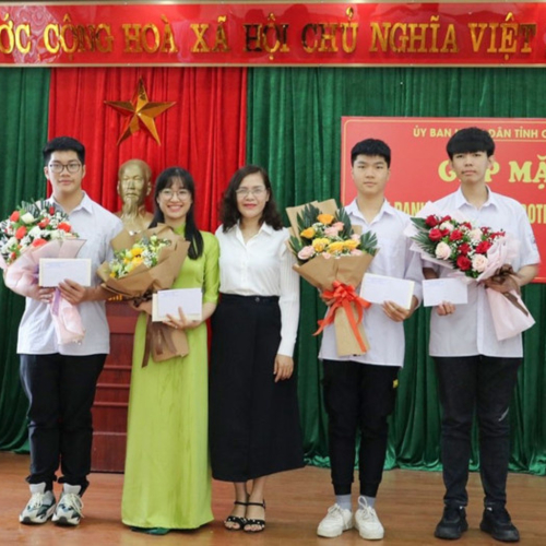Giáo Dục Cao Bằng Thích Ứng Đổi Mới, Vun Đắp Ước Mơ Vùng Cao