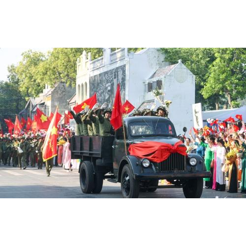 Hà Nội phát huy truyền thống lịch sử, xứng danh Thủ đô anh hùng, ngàn năm văn hiến