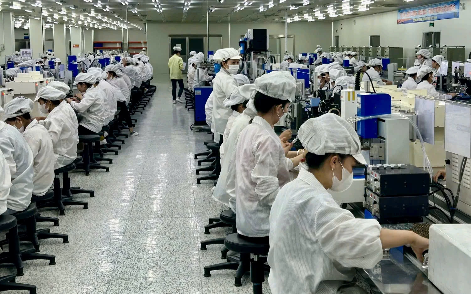 Doanh nghiệp Nghệ An gặp khó, tỉnh đặt mục tiêu bứt phá 2025
