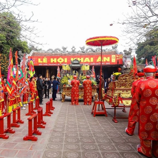 Lễ Phát Ấn Đền Trần