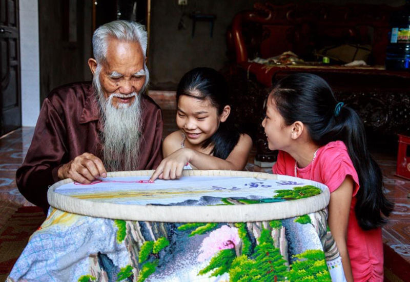 Lịch sử và phát triển của làng nghề thêu ren Văn Lâm