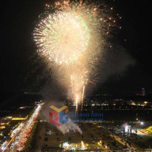 Quảng Ninh Sẽ Trình Diễn Pháo Hoa Nghệ Thuật Tối Thứ 6, Thứ 7 Hàng Tuần