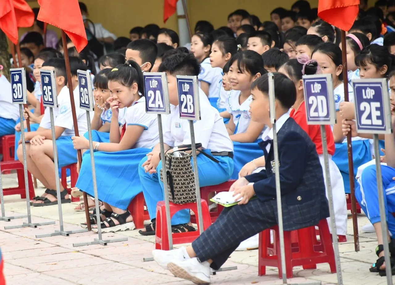 Thiếu từ đô thị đến miền núi