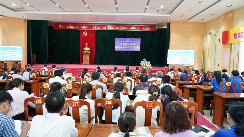 Quảng Ngãi phát động phong trào “Bình dân học vụ số” tại xã Sơn Tịnh
