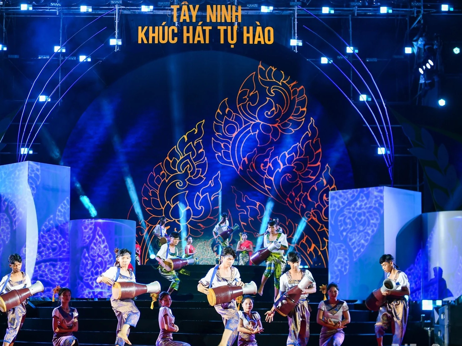 Xúc động, lắng đọng chương trình nghệ thuật tây ninh - Khúc hát tự hào
