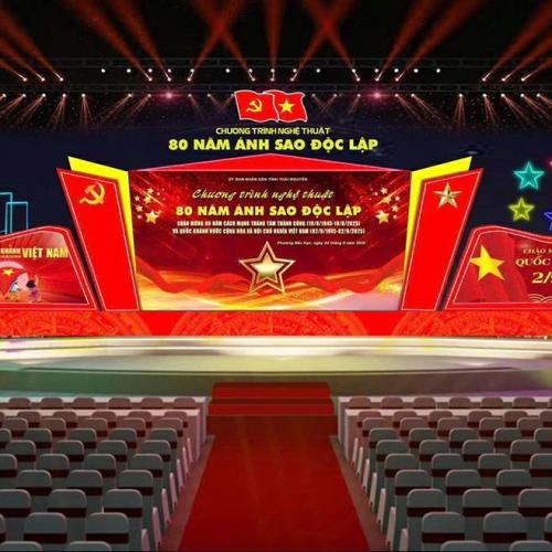 Sẵn Sàng Cho Chương Trình Nghệ Thuật Và Bắn Pháo Hoa Chào Mừng Quốc Khánh 2-9