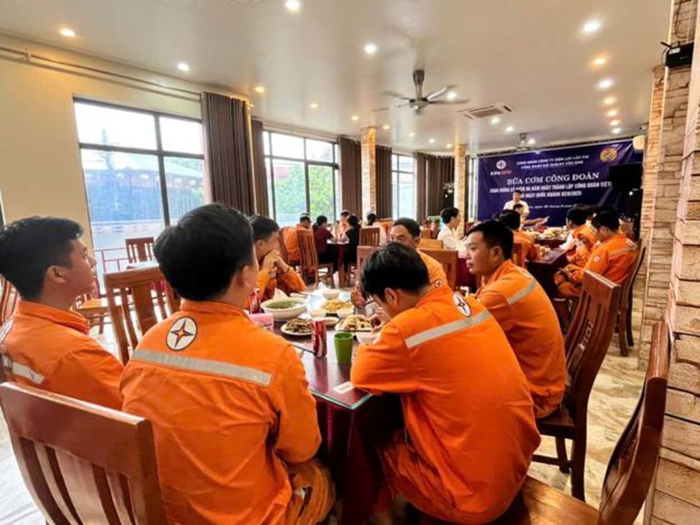 Công đoàn đội quản lý điện lực khu vực văn bàn: Chăm lo đời sống người lao động – Từ bữa cơm ấm áp đến sự sẻ chia trách nhiệm