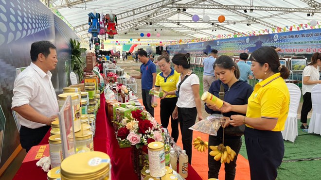 Doanh nghiệp Lào Cai ký kết 5 hợp đồng hợp tác tại Hội chợ hàng Việt Nam tiêu biểu xuất khẩu 2025