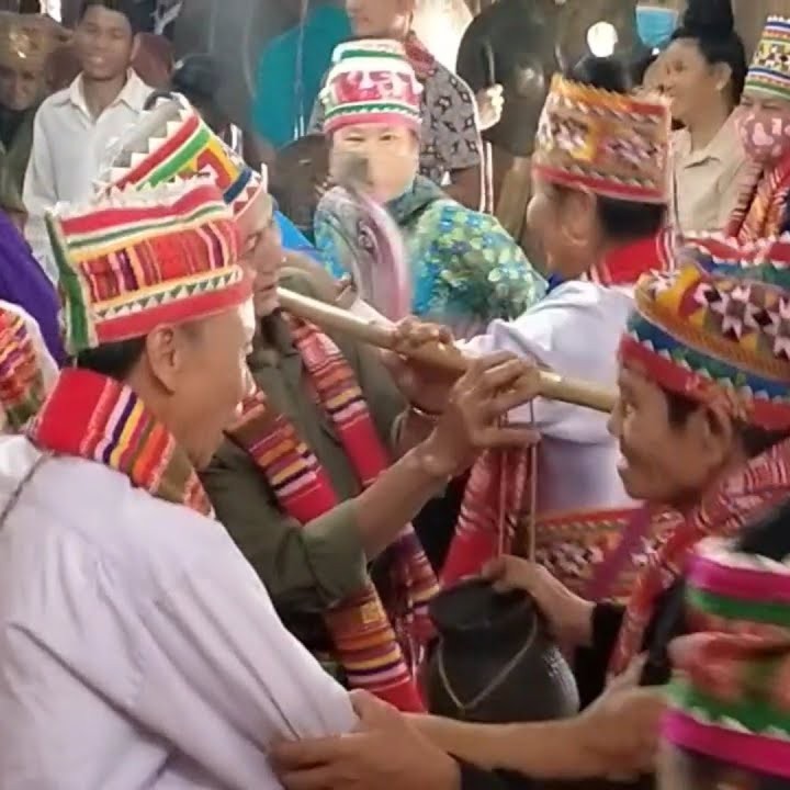 Lễ Hội Xên Lẩu Nó