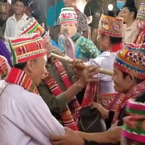 Lễ Hội Xên Lẩu Nó