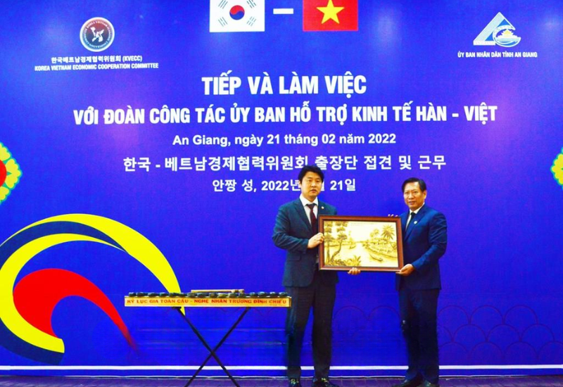 Nôi dung chính