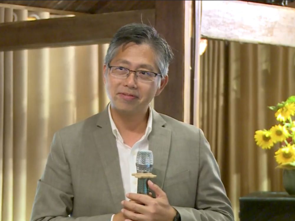 2. Kết nối quốc tế và sự bảo chứng từ các tổ chức uy tín