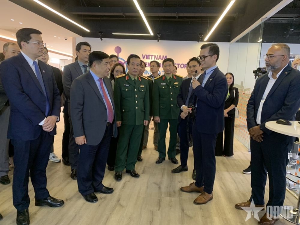 Khai trương biểu tượng hợp tác công nghệ toàn cầu