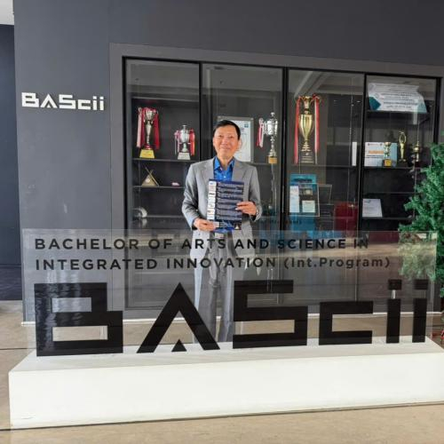 Vietnam Representative At The Alliances Of Leaders In Innovation Fellowship (LIF) Seminar, Chulalongkorn University, Thailand