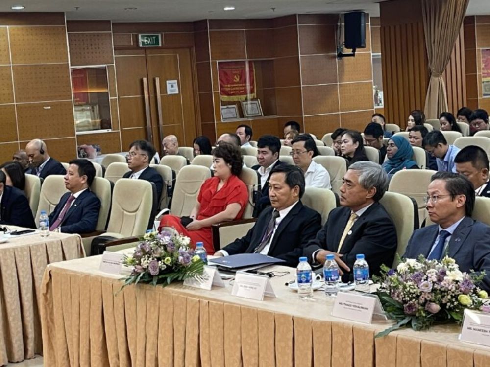 1. Toàn cảnh hội thảo