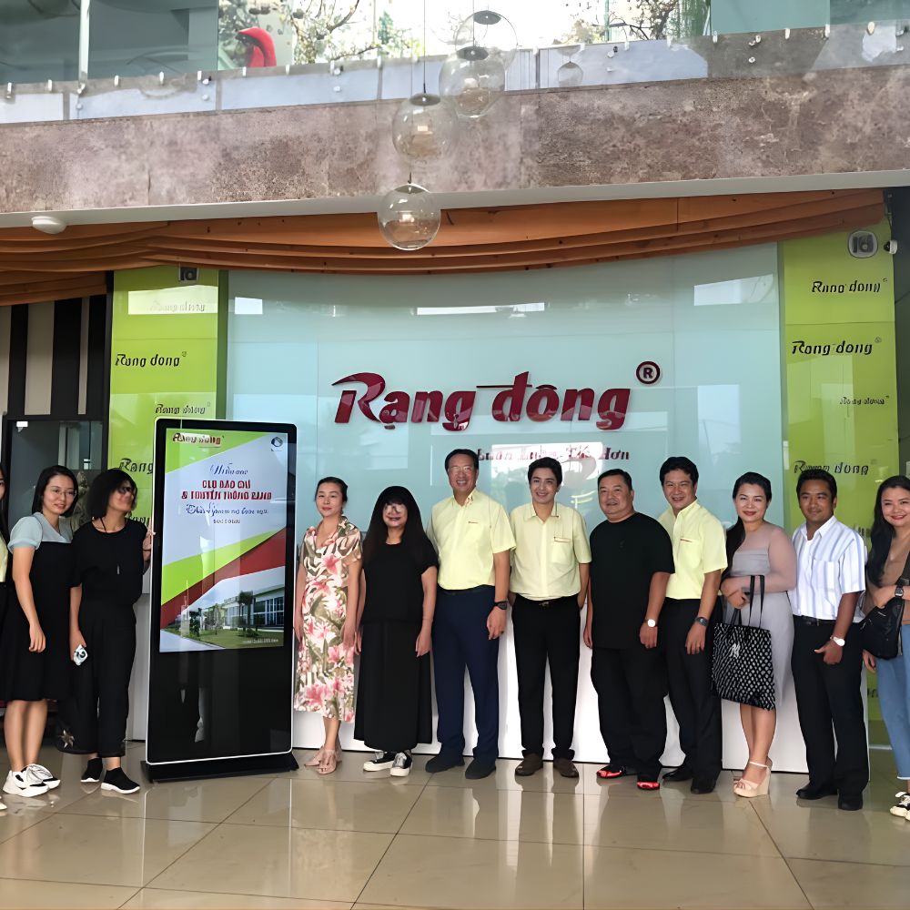 Rạng Đông Holding Nỗ Lực Vượt Qua Khó Khăn