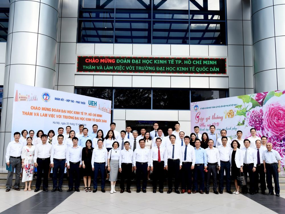 5. Đội ngũ giảng viên và cơ sở vật chất