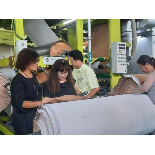 Thách thức Vĩ mô và Hệ lụy cho Doanh nghiệp Việt Nam