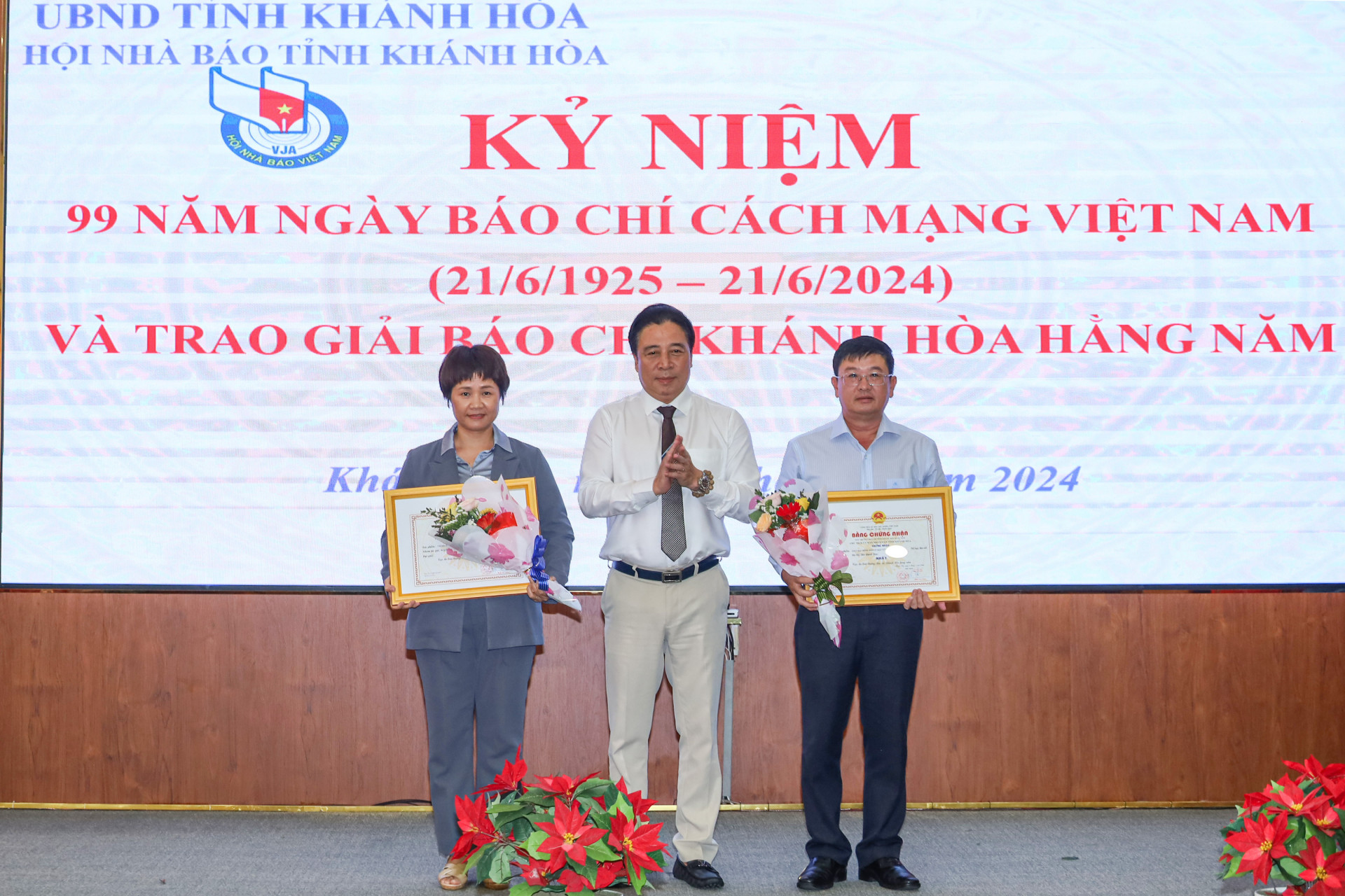 Kỷ Niệm 99 Năm Ngày Báo Chí Cách Mạng Việt Nam Và Trao Giải Báo Chí Khánh Hòa