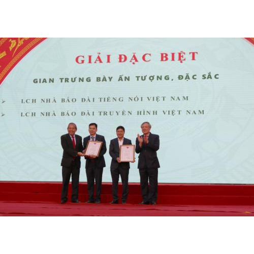 Phó Thủ tướng Trương Hòa Bình bế mạc Hội Báo toàn quốc 2019