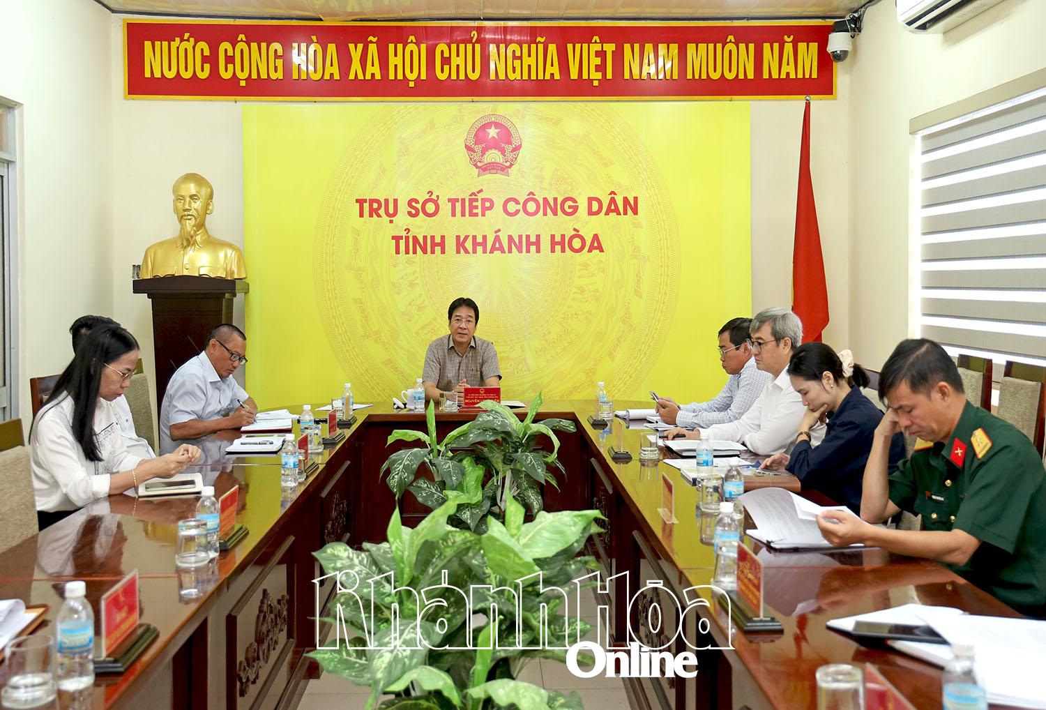 Phó Chủ tịch UBND tỉnh Nguyễn Long Biên tiếp công dân định kỳ tháng 8