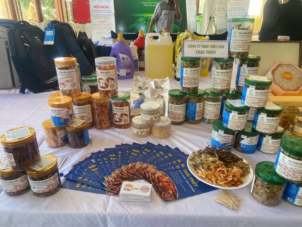 Sản phẩm của các doanh nghiệp An Giang và các địa phương