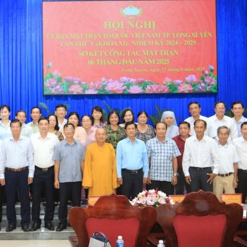 Ủy Ban MTTQVN TP. Long Xuyên Sơ Kết Công Tác Mặt Trận 6 Tháng Đầu Năm 2025