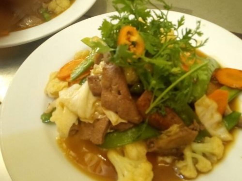 Lòng xào bông cải